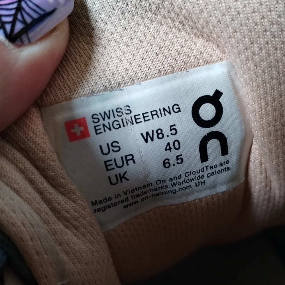 On Cloudace Sea / Almond Women's Size 8.5
